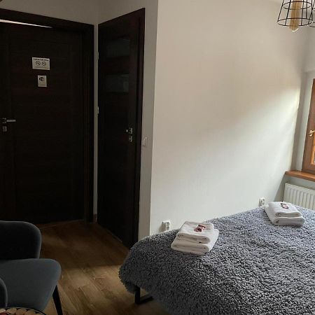 Miodosytnia Hotell Chwarszczany Eksteriør bilde