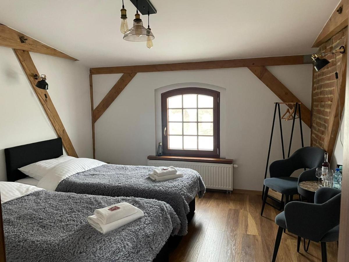 Miodosytnia Hotell Chwarszczany Eksteriør bilde