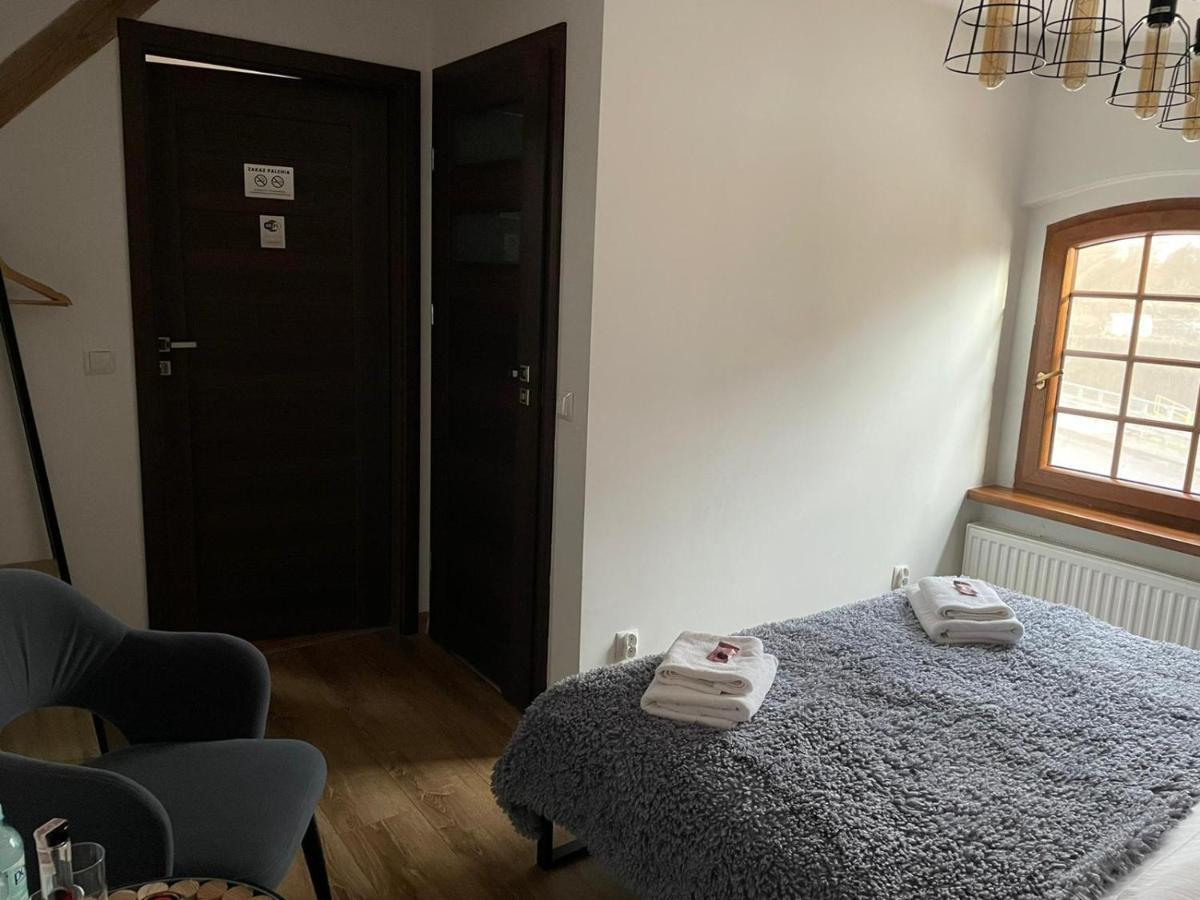 Miodosytnia Hotell Chwarszczany Eksteriør bilde