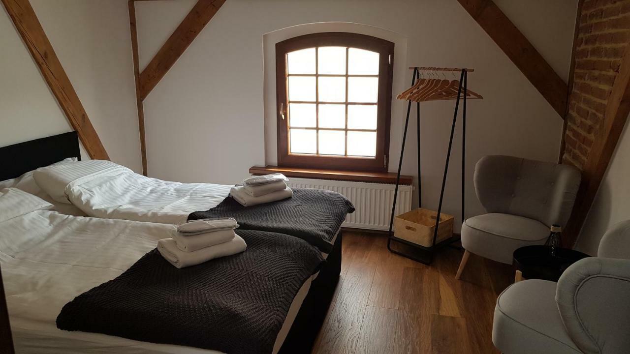 Miodosytnia Hotell Chwarszczany Eksteriør bilde