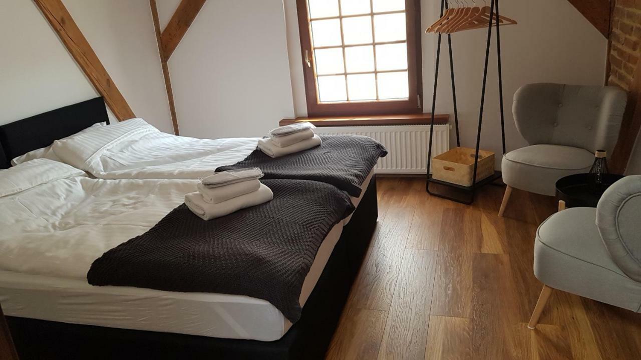 Miodosytnia Hotell Chwarszczany Eksteriør bilde